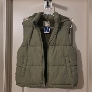 Ci Sono Sage Puffer Vest With Hood